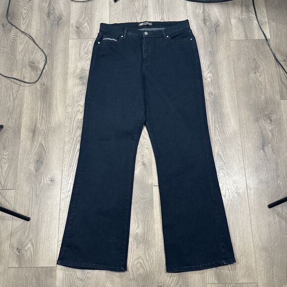 Levi's 512 Bootcut Perfectly Slimming Black Womens Size 16M 33x32 - Picture 2 of 8